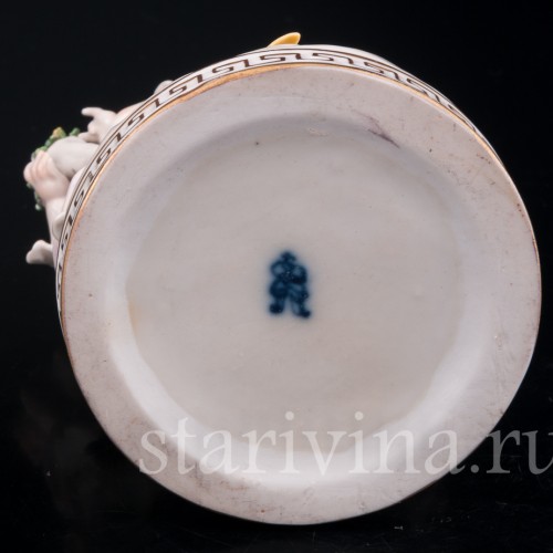 Статуэтка из фарфора Пара с гусями, Volkstedt, Германия, до 1936 г.