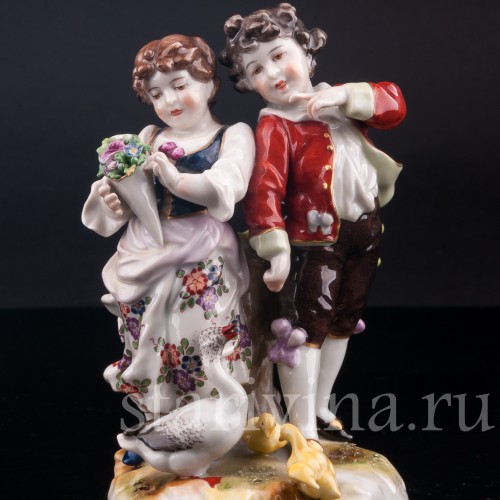 Статуэтка из фарфора Пара с гусями, Volkstedt, Германия, до 1936 г.