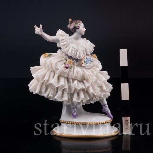 Фанни Эльслер (с веером), кружевная, Volkstedt, Германия, вт. пол. 20 в.