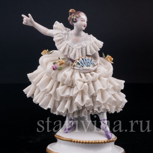 Фанни Эльслер (с веером), кружевная, Volkstedt, Германия, вт. пол. 20 в.