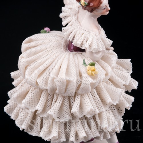 Фарфорвая статуэтка балерины Фанни Эльслер, кружевная, Volkstedt, Германия, вт. пол. 20 в..