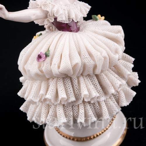 Фарфорвая статуэтка балерины Фанни Эльслер, кружевная, Volkstedt, Германия, вт. пол. 20 в..