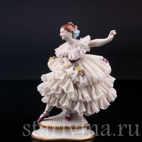 Фарфорвая статуэтка балерины Фанни Эльслер, кружевная, Volkstedt, Германия, вт. пол. 20 в..