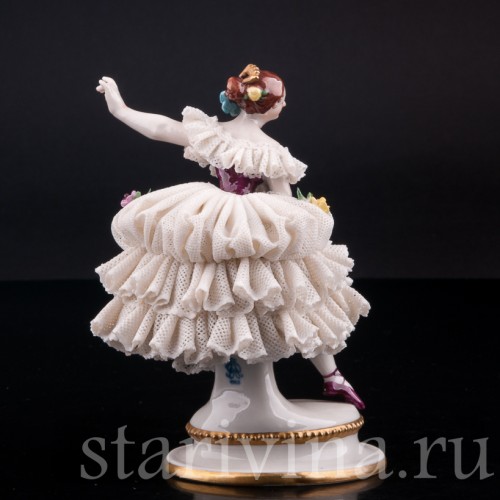 Фарфорвая статуэтка балерины Фанни Эльслер, кружевная, Volkstedt, Германия, вт. пол. 20 в..