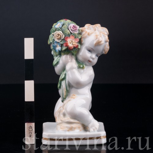 Фигурка из фарфора Малыш с букетом цветов, Karl Ens, Германия, 1920-30 гг.