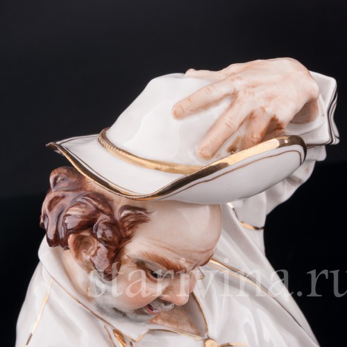 Статуэтка из фарфора Выпивоха с кувшином, Algora, Испания, вт. пол. 20 в.
