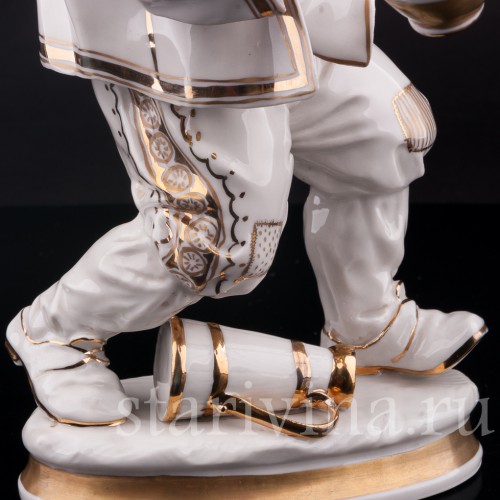 Статуэтка из фарфора Выпивоха с кувшином, Algora, Испания, вт. пол. 20 в.