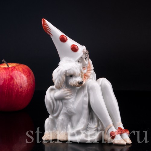 Фигурка девушки из фарфора Пьеретта с пуделем, Rosenthal, Германия, 1919-35 гг.