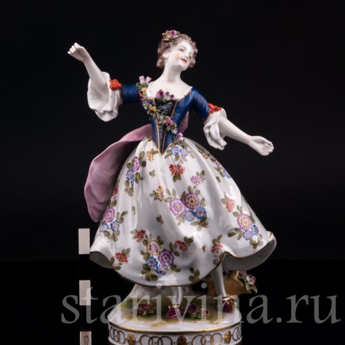 Статуэтка балерины из фарфора Танцовщица Камарго, Volkstedt, Германия, до 1935 г.