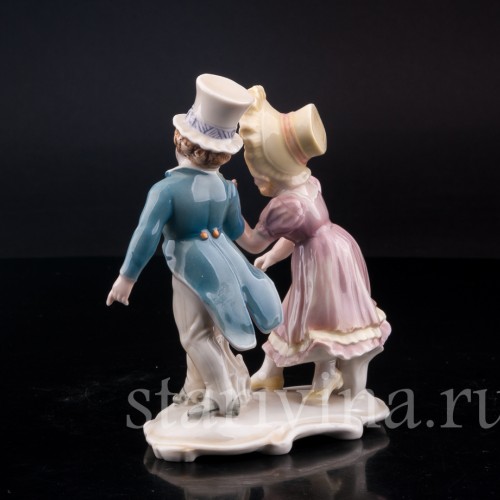 Фарфорвая статуэтка Дети с букетом цветов, Karl Ens, Германия, 1920-30 гг.