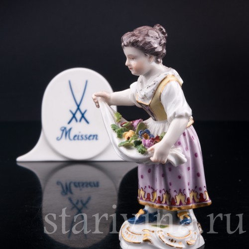 Статуэтка из фарфора Девочка с цветами в подоле, Meissen, Германия, кон. 19 - нач. 20 вв.