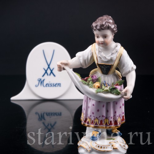 Статуэтка из фарфора Девочка с цветами в подоле, Meissen, Германия, кон. 19 - нач. 20 вв.