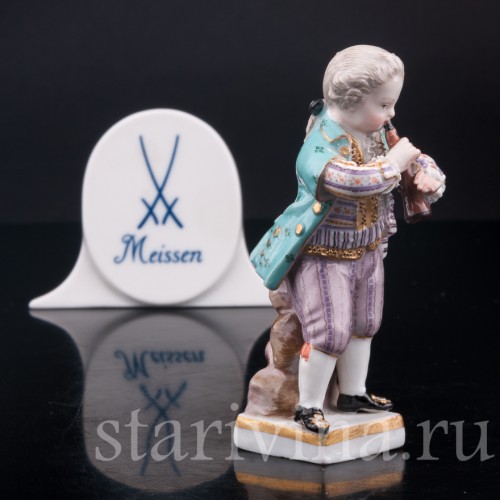 Фигурка из фарфора Мальчик, играющий на флейте, миниатюра, Meissen, Германия, кон. 19 - нач. 20 вв.