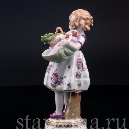 Девочка с корзиной и куклой, E. A. Muller, Германия, 1890-1927 гг.