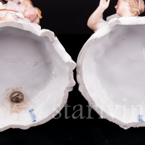 Старинная фарфоровая композиция Пара с подсвечниками, Volkstedt, Германия, кон. 19 в.