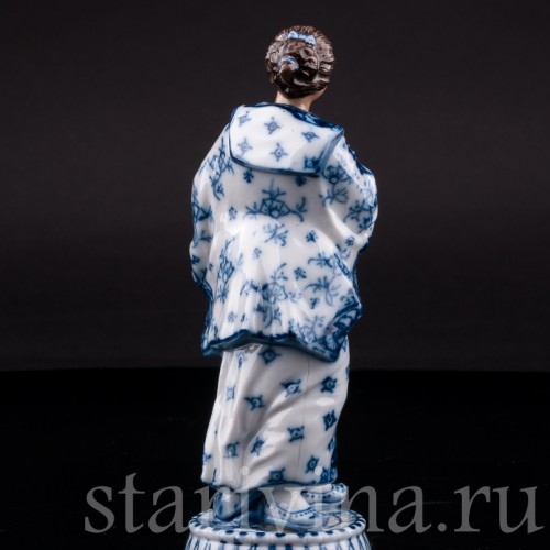 Фигурка из фарфора Китаянка с шаром, Volkstedt, Германия, кон. 19 в.