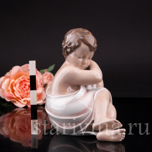 Фигурка из фарфора Бутон розы Royal Copenhagen, Дания, 1965 г.