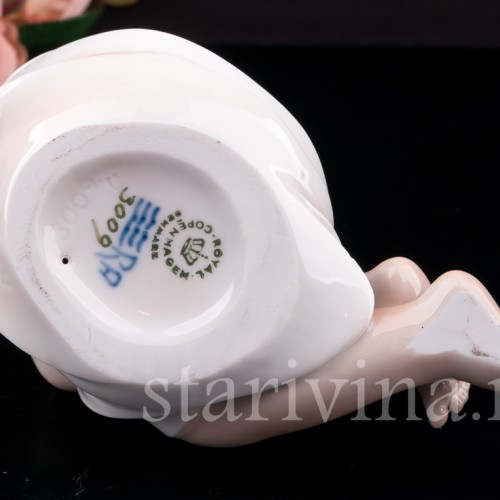 Фигурка из фарфора Бутон розы Royal Copenhagen, Дания, 1965 г.