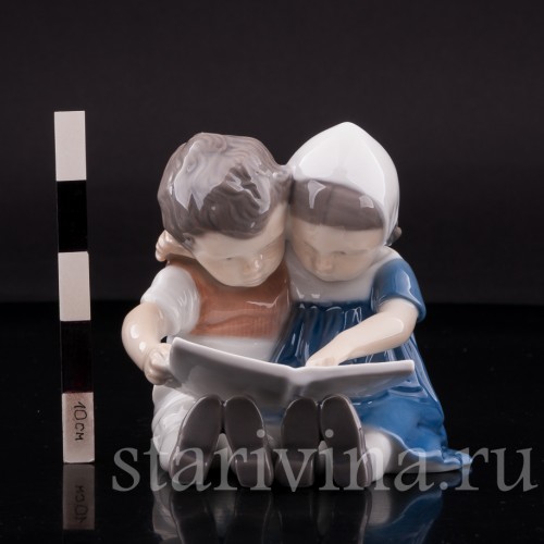 Фигурка из фарфора Малыши, читающие книжку, Bing & Grondahl, Дания, 1952-58 гг.