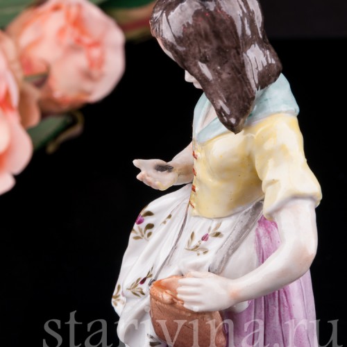 Фигурка Девочка-цветочница, Дрезден, Германия, вт. пол. 20 в.
