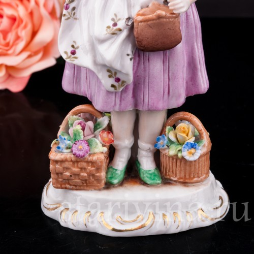 Фигурка Девочка-цветочница, Дрезден, Германия, вт. пол. 20 в.