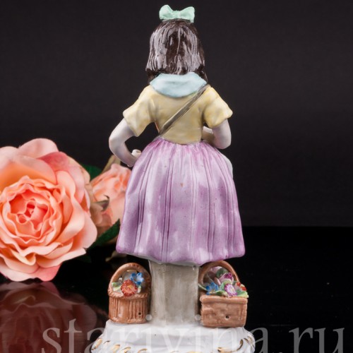 Фигурка Девочка-цветочница, Дрезден, Германия, вт. пол. 20 в.