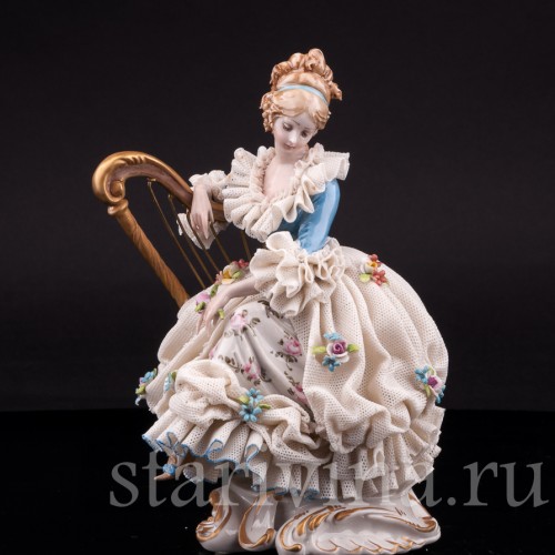 Девушка с арфой, кружевная, Capodimonte, Италия, сер.  20 в.