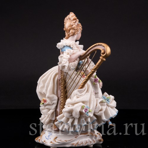 Девушка с арфой, кружевная, Capodimonte, Италия, сер.  20 в.