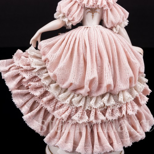 Девушка в капоре, кружевная, Ackermann & Fritze, Германия