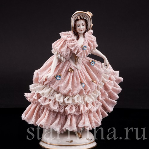 Девушка в капоре, кружевная, Ackermann & Fritze, Германия