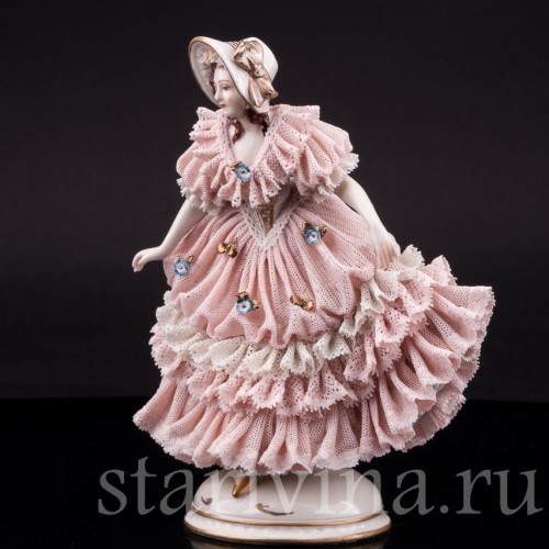 Девушка в капоре, кружевная, Ackermann & Fritze, Германия