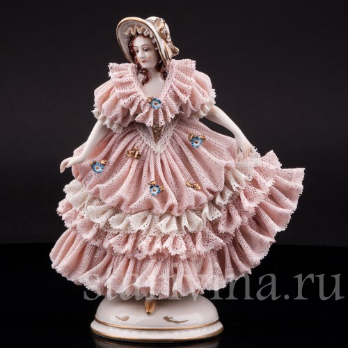 Девушка в капоре, кружевная, Ackermann & Fritze, Германия