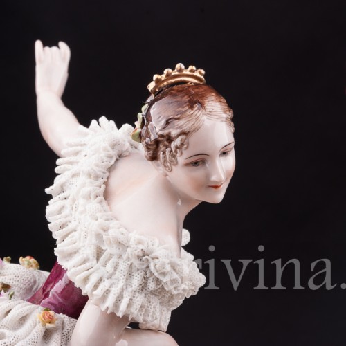 Фарвая статуэтка Артур Сен-Леон и Мари Ги-Стефан в балете Дух Долины, Volkstedt, до 1935 г.