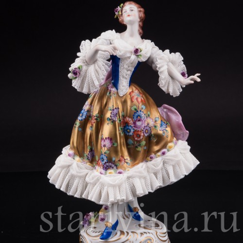 Статуэтка из кружевного фарфора Танцующая девушка, Volkstedt, Германия, после 1935 г.