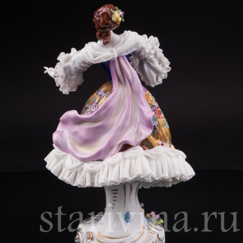 Статуэтка из кружевного фарфора Танцующая девушка, Volkstedt, Германия, после 1935 г.