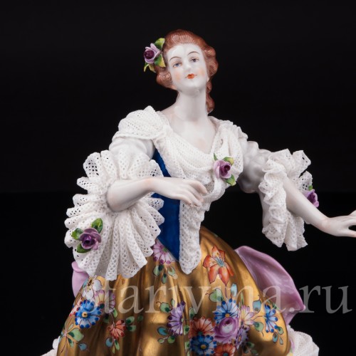 Статуэтка из кружевного фарфора Танцующая девушка, Volkstedt, Германия, после 1935 г.