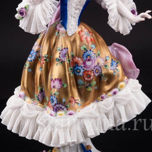 Статуэтка из кружевного фарфора Танцующая девушка, Volkstedt, Германия, после 1935 г.