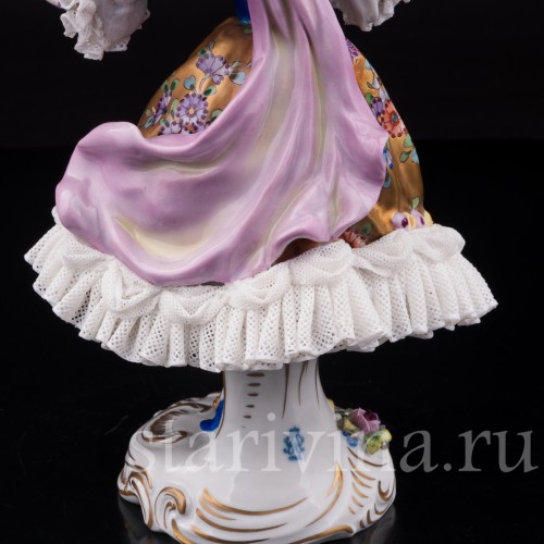 Статуэтка из кружевного фарфора Танцующая девушка, Volkstedt, Германия, после 1935 г.