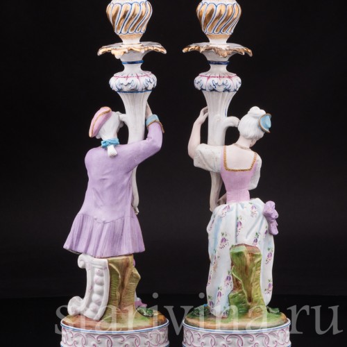Уцененные фарфоровые Подсвечники Дама и кавалер, Франция, 19 в.