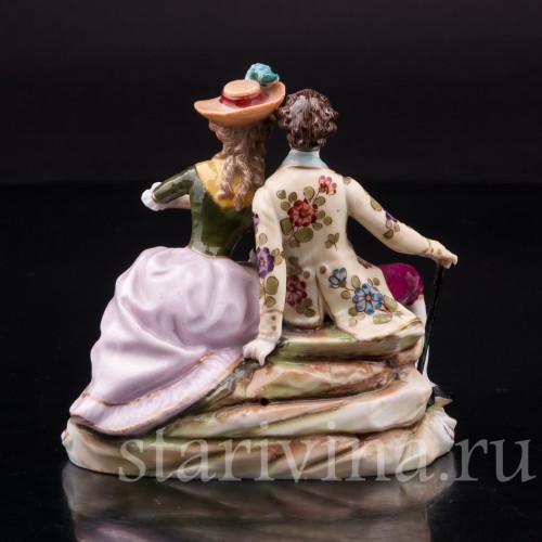Фигурка из фарфора Сидящая пара, миниатюра, Ackermann & Fritze, Германия, нач. 20 в.