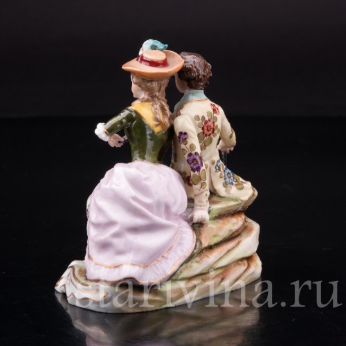 Фигурка из фарфора Сидящая пара, миниатюра, Ackermann & Fritze, Германия, нач. 20 в.