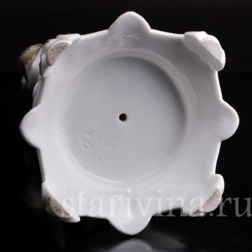 Фарфоровая статуэтка Аллегория весны, Limoges, Франция, 1872-81 гг.