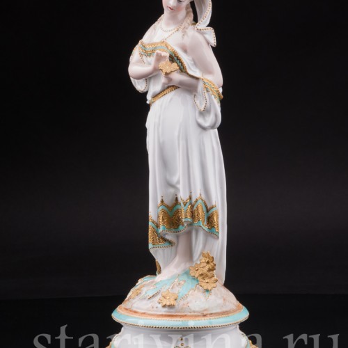 Фарфоровая статуэтка Аллегория весны, Limoges, Франция, 1872-81 гг.