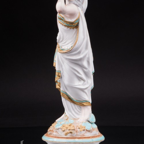 Антикварная фарфоровая статуэтка Аллегория зимы, Limoges, Франция, 1872-81 гг.