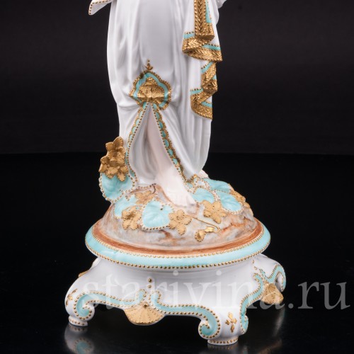Антикварная фарфоровая статуэтка Аллегория зимы, Limoges, Франция, 1872-81 гг.