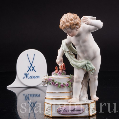 Фигурка из фарфора Ангелочек воспламеняющий сердца, Meissen, Германия, сер. 19 - нач. 20 вв.