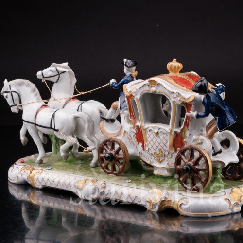 Фарфоровая композиция Карета запряженная парой лошадей, Unterweissbach, Германия, вт. пол. 20 в.