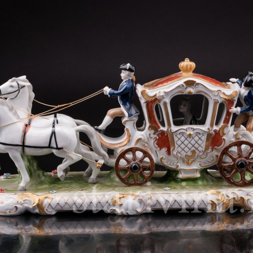 Фарфоровая композиция Карета запряженная парой лошадей, Unterweissbach, Германия, вт. пол. 20 в.