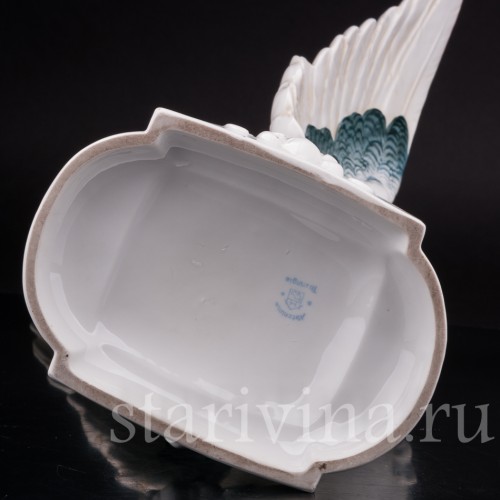 Фигурка из фарфора Голубь, Hertwig & Co, Германия, 1920-30 гг.