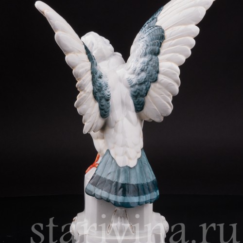 Фигурка из фарфора Голубь, Hertwig & Co, Германия, 1920-30 гг.